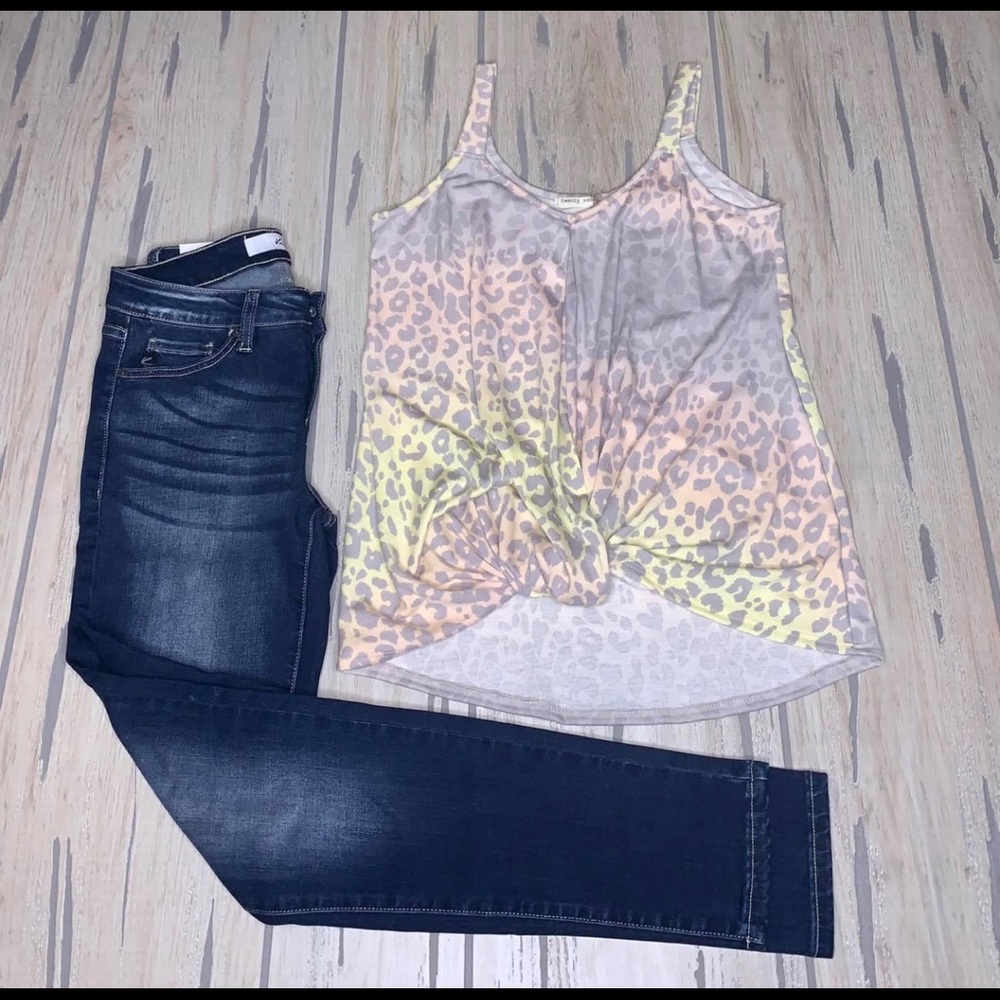 Leopard tank top